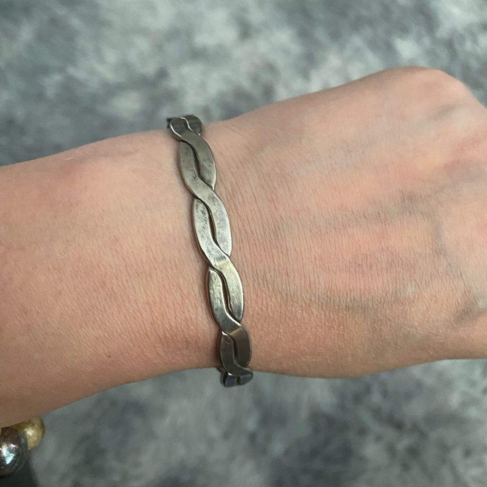 Sterling Silver Linked Wave Bracelet - Silver Women's Jewelry signed taxco